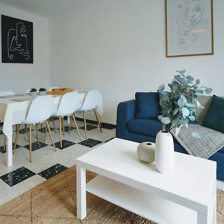 Beaux 3 Pieces Avec Espaces Exterieurs Et Parking - Proche Appartamento Hyères