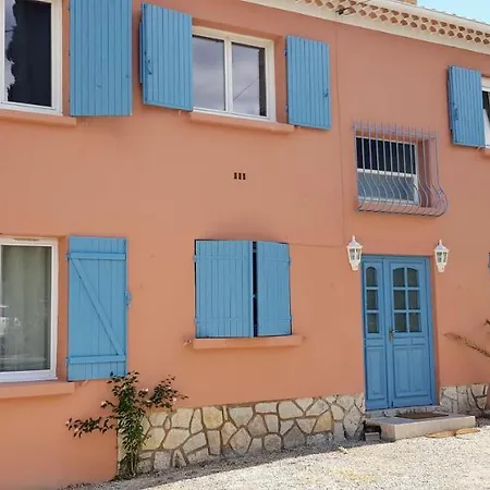 Beaux 3 Pieces Avec Espaces Exterieurs Et Parking - Proche * Hyeres