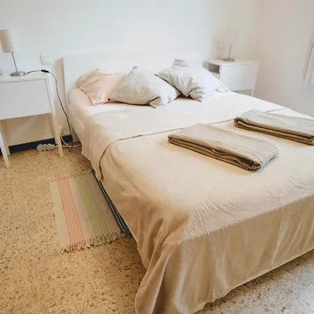 Beaux 3 Pieces Avec Espaces Exterieurs Et Parking - Proche Hyeres