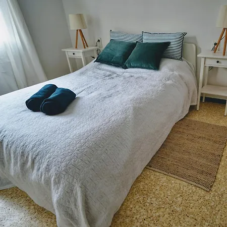 Beaux 3 Pieces Avec Espaces Exterieurs Et Parking - Proche Apartment *