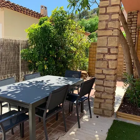 Beaux 3 Pieces Avec Espaces Exterieurs Et Parking - Proche Apartment