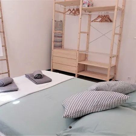 Apartment Beaux 3 Pieces Avec Espaces Exterieurs Et Parking - Proche